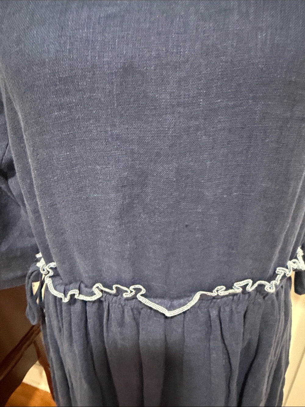 Blue Textured Midi Dress with Gathered Waist - Picture 8 of 10